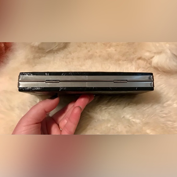 Miche Black Textured Hard Case w/ Removable Silver Chain Snap Close Wallet Purse - Picture 9 of 11